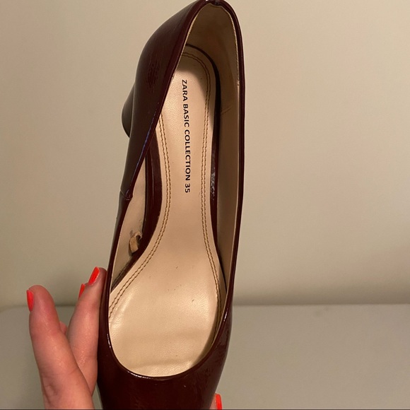 ZARA Patent Court High Heels - Picture 2 of 7